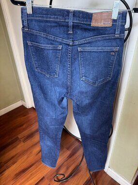 MADEWELL HIGH RISE SKINNY SZ 26 NEVER WORN STRETCH STRAIGHT